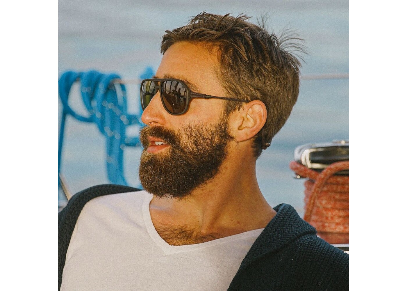 Classics / Charcoal / Polarized Yellow Regular