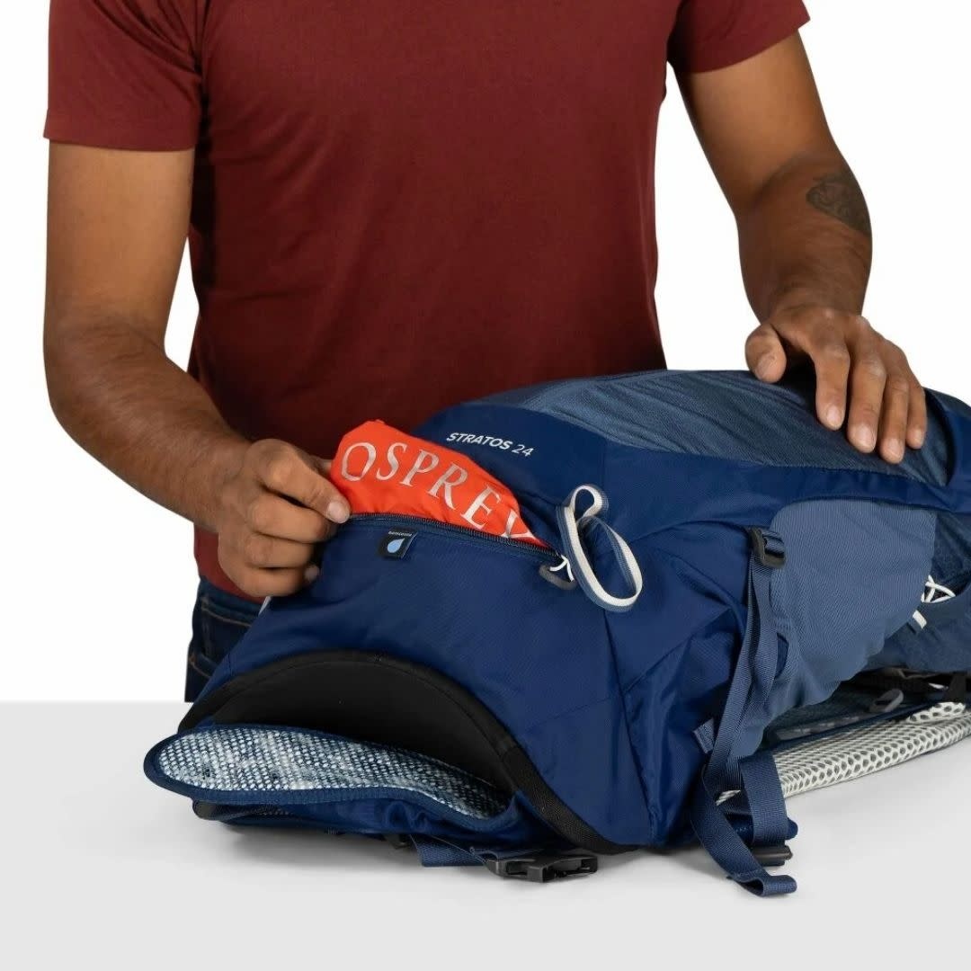 OSPREY Stratos 24 Hiking Backpack Raven Black OS