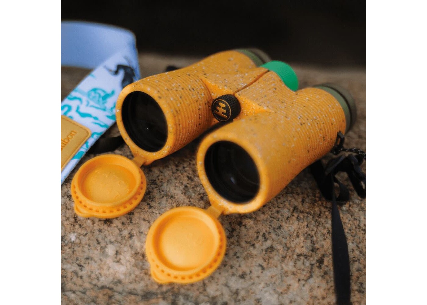 Nocs Audubon Field Issue 10X42  Bundle Binoculars Great Cormorant