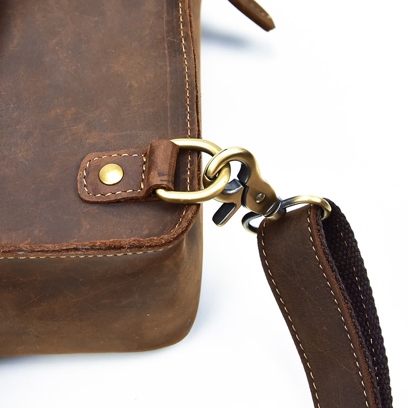 Leo Chest Bag Genuine Leather