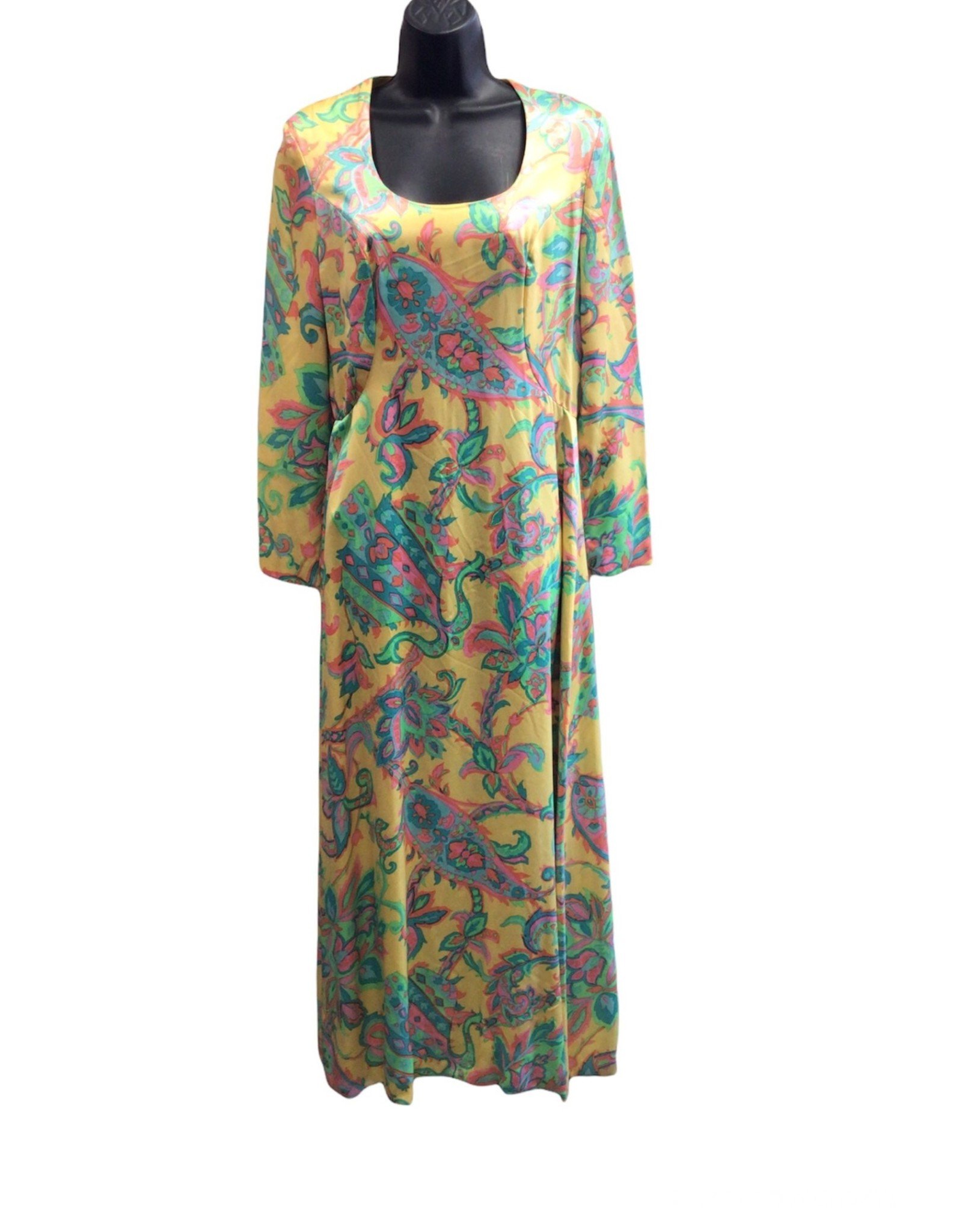 Montaldo's 70s Yellow w/paisley details full length dress