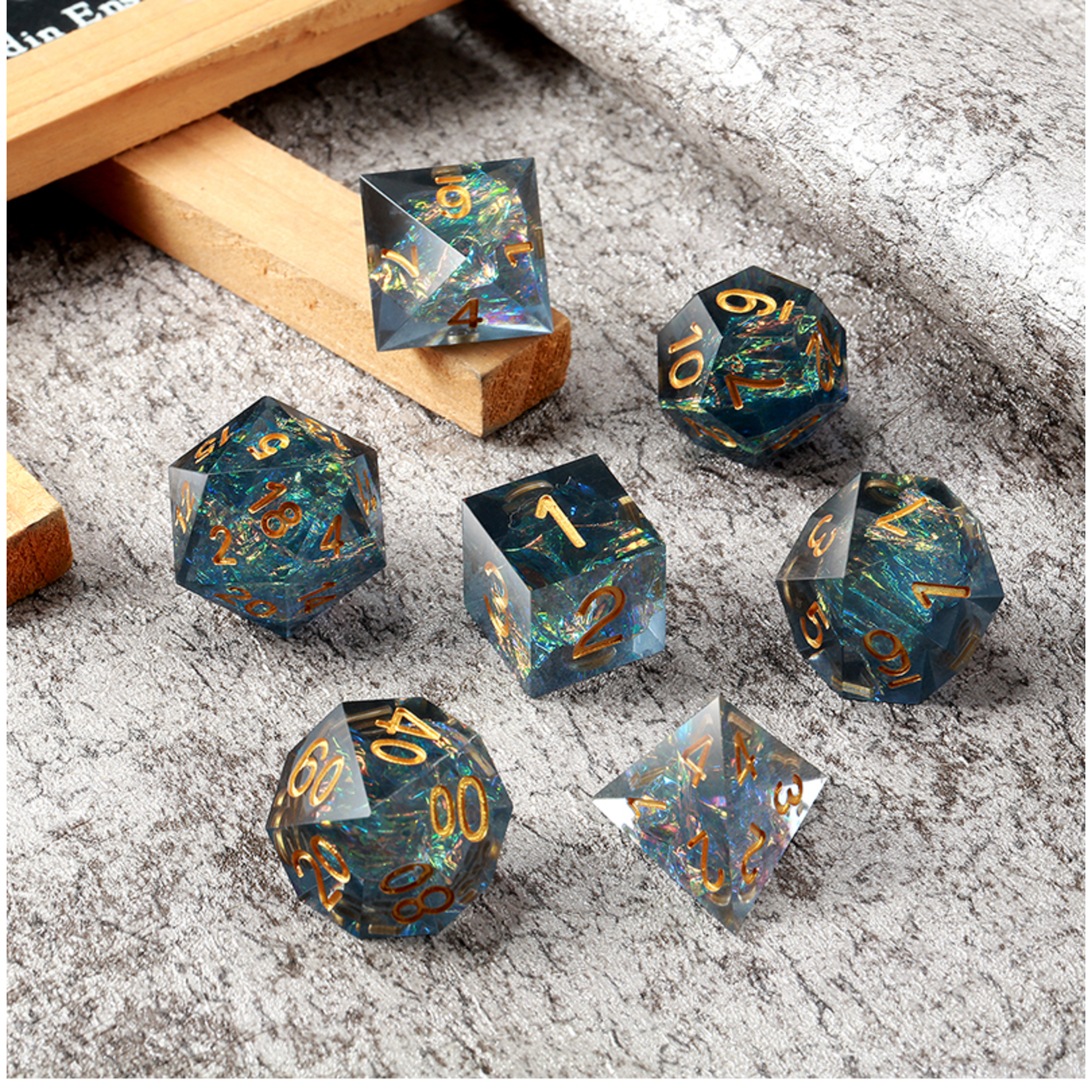 Dice Habit Dice: 7pc Sharp Edge Peacock - Dark Cyan & Gold
