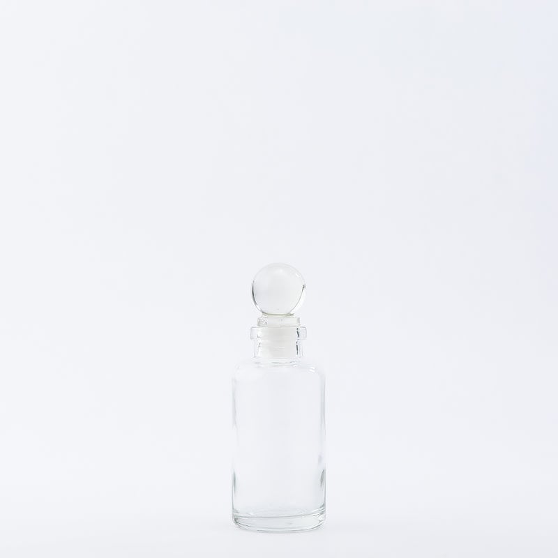 • 4 oz  Apothecary Bottle / Glass Top