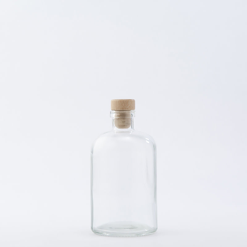 • 15 oz Apothecary Bottle / Wood Top