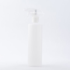 • 16 oz  Plastic Spray Bottle