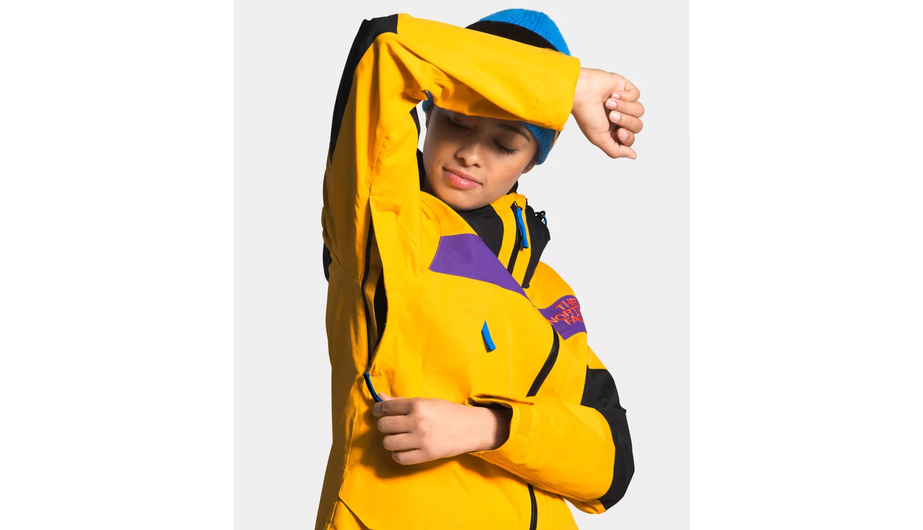 The North Face Women's Team Kit Jacket 