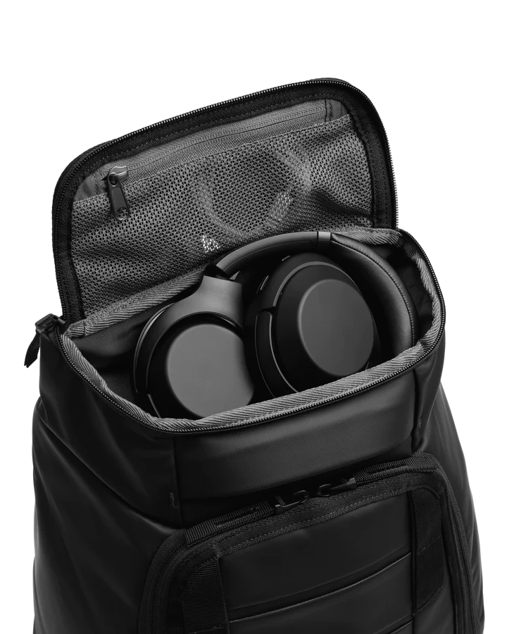 DB DB Hugger Backpack 20L