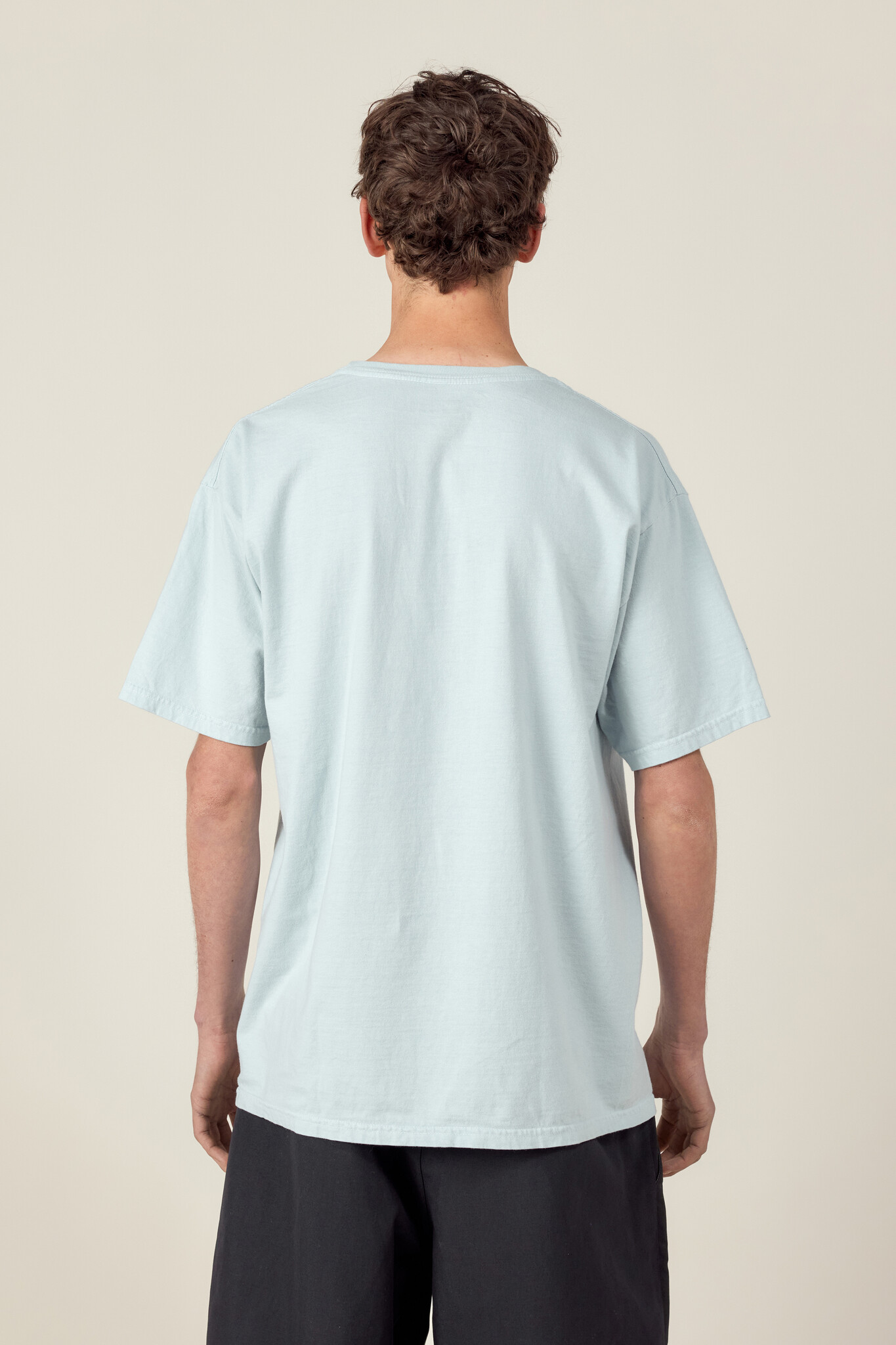 686 686 x Huf Riding Heavyweight Premium Short Sleeve Tee