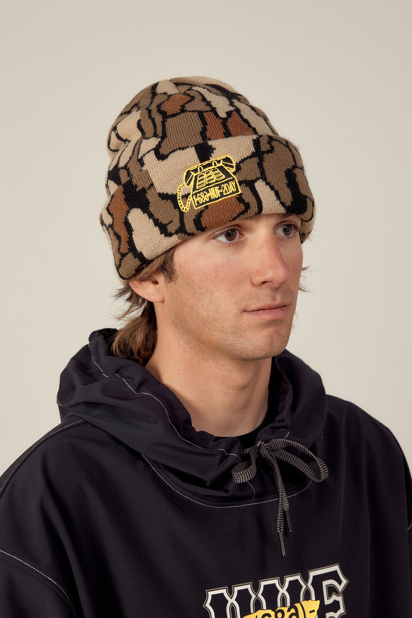686 686 x Huf Beanie
