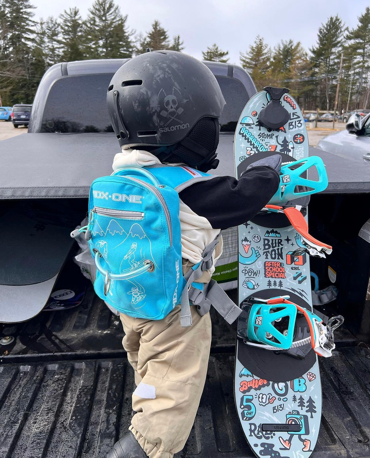 MDXONE Kid's The One Ski/Snowboard Harness with Retractable Leash