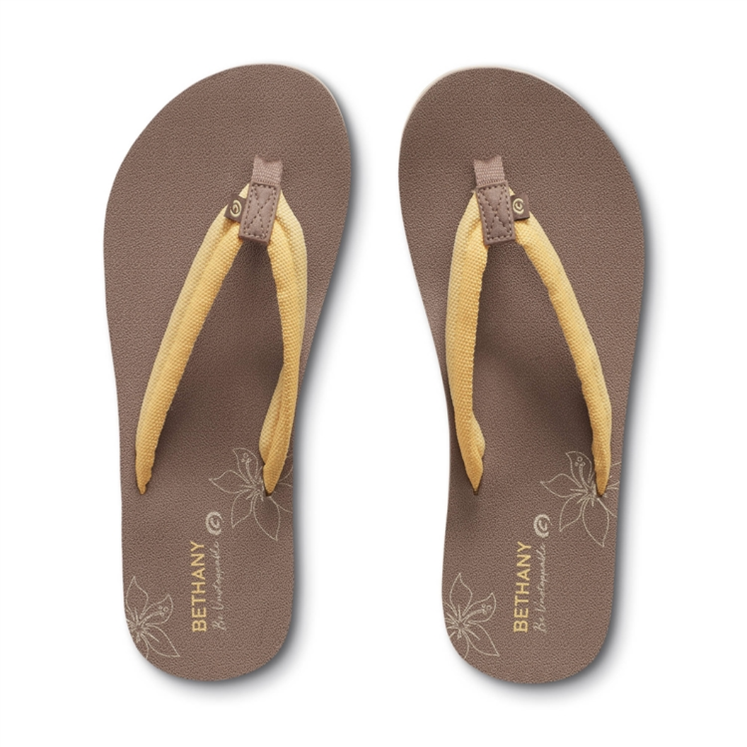 Cobian Cobian Women's Bethany Honua Sandal