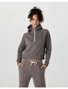 Vuori Vuori Women's Restore Half Zip Hoodie