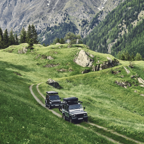 Thule Thule Basin | Hard-shell Rooftop Tent