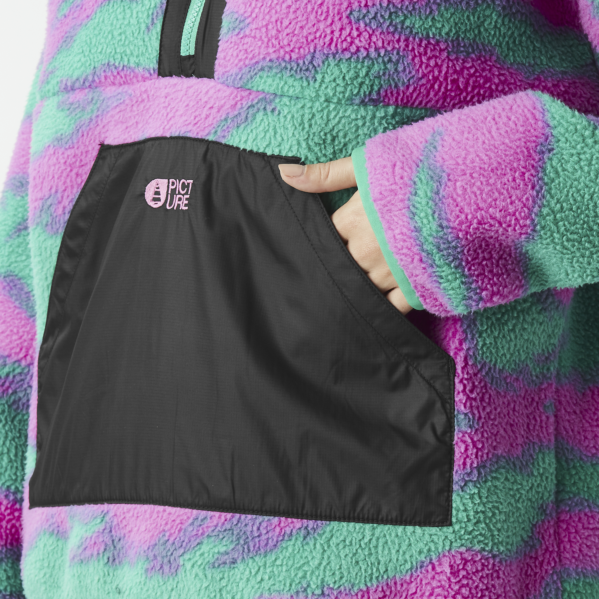 Picture Picture Women's Zelkova 1/4 Zip Fleece