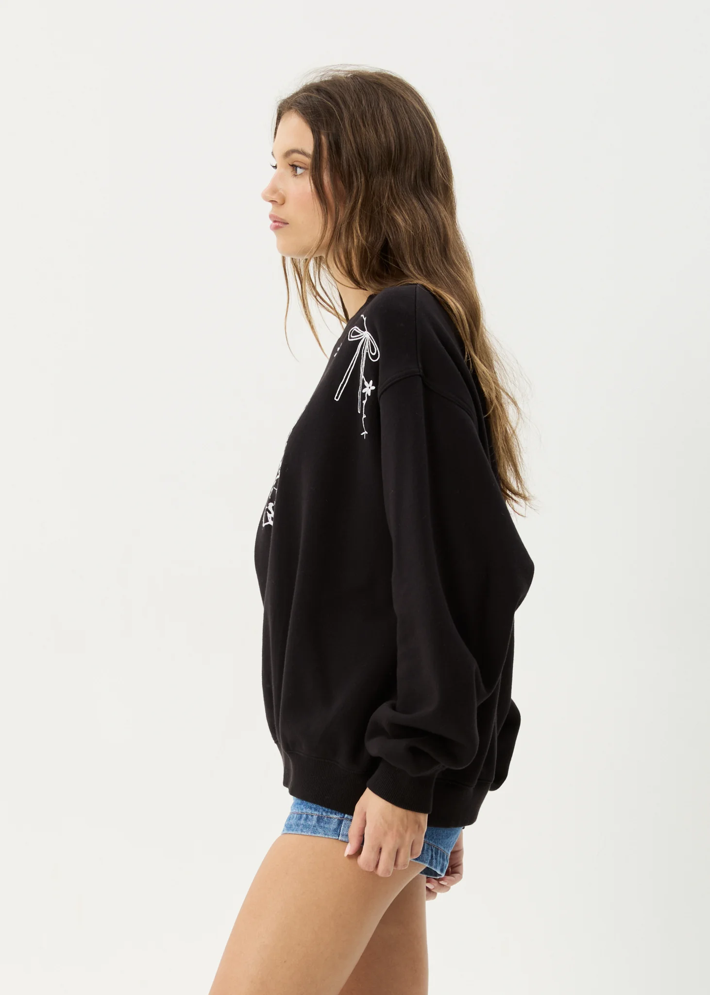 Afends Afends Women's Cygnet Recycled Crew Neck