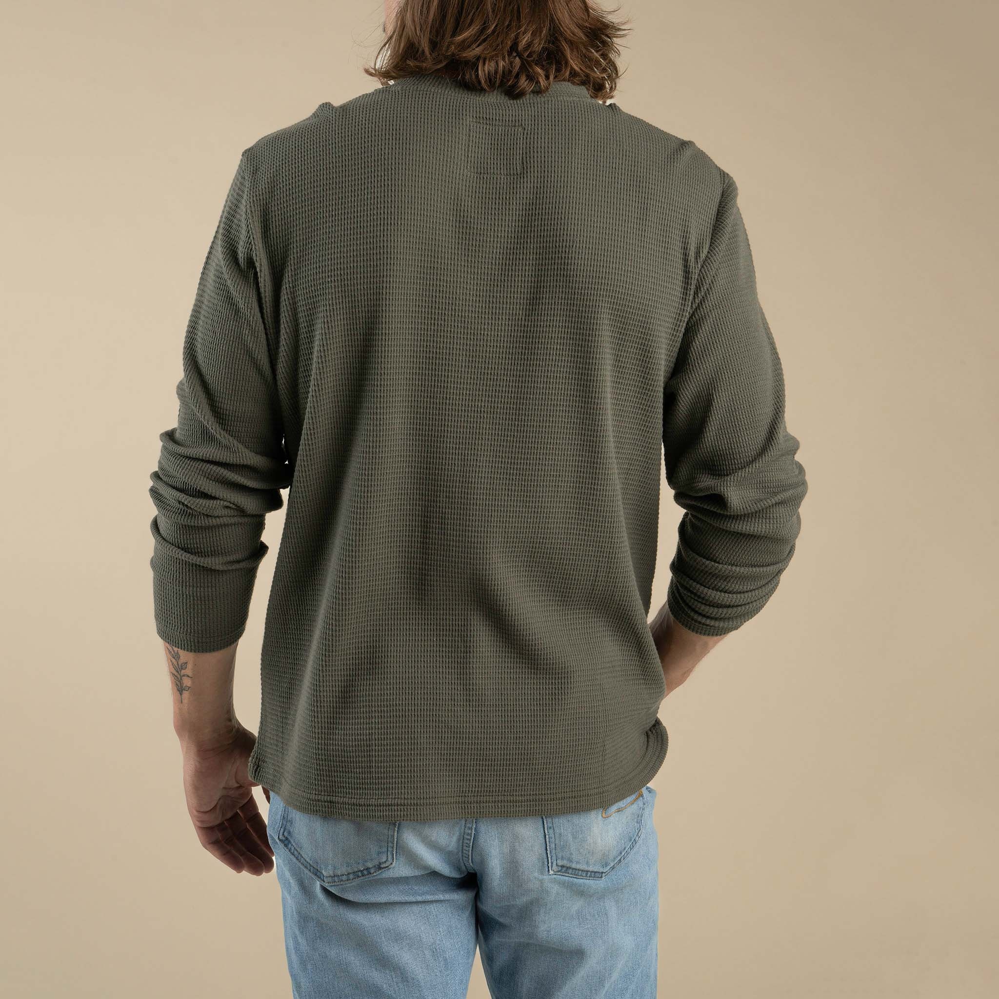 Sendero Provisions Co. Sendero Men's Maverick Henley