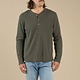 Sendero Provisions Co. Sendero Men's Maverick Henley