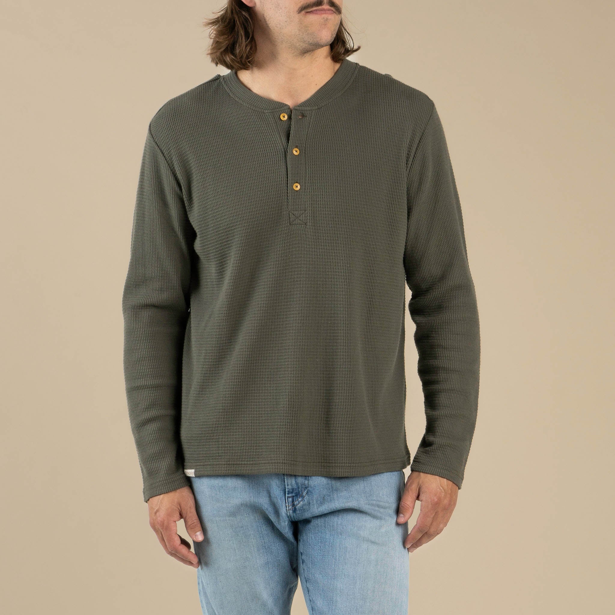 Sendero Provisions Co. Sendero Men's Maverick Henley