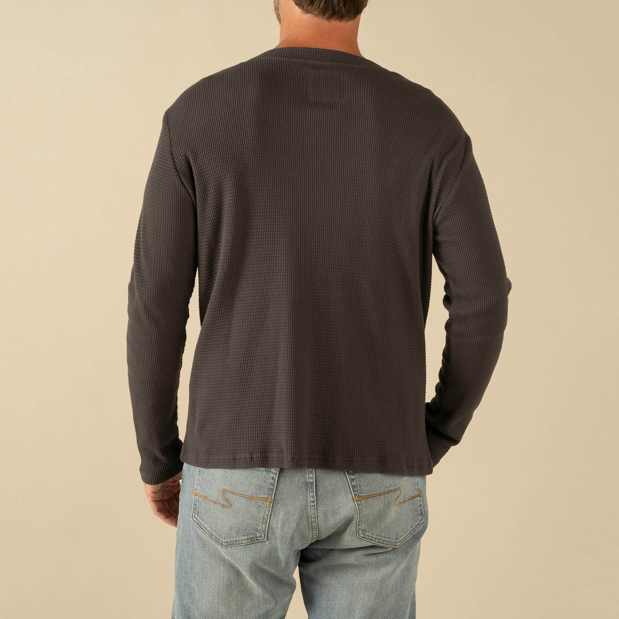 Sendero Provisions Co. Sendero Men's Maverick Henley