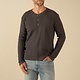 Sendero Provisions Co. Sendero Men's Maverick Henley