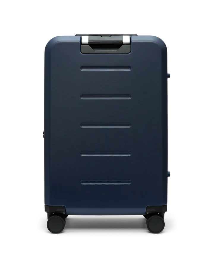 D_b_ D_b_ Ramverk Check-in Luggage Medium