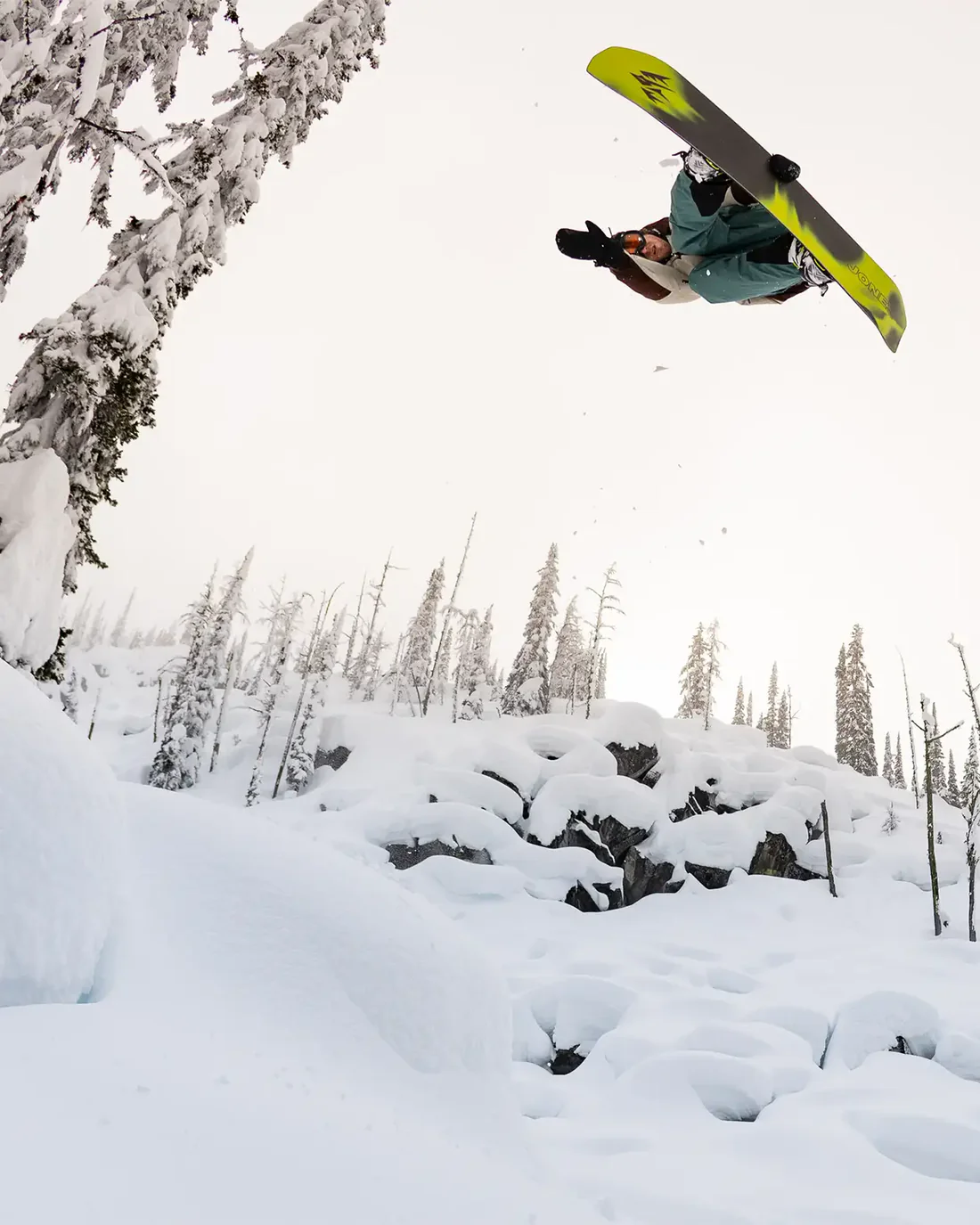 JONES Jones Men's Howler Snowboard