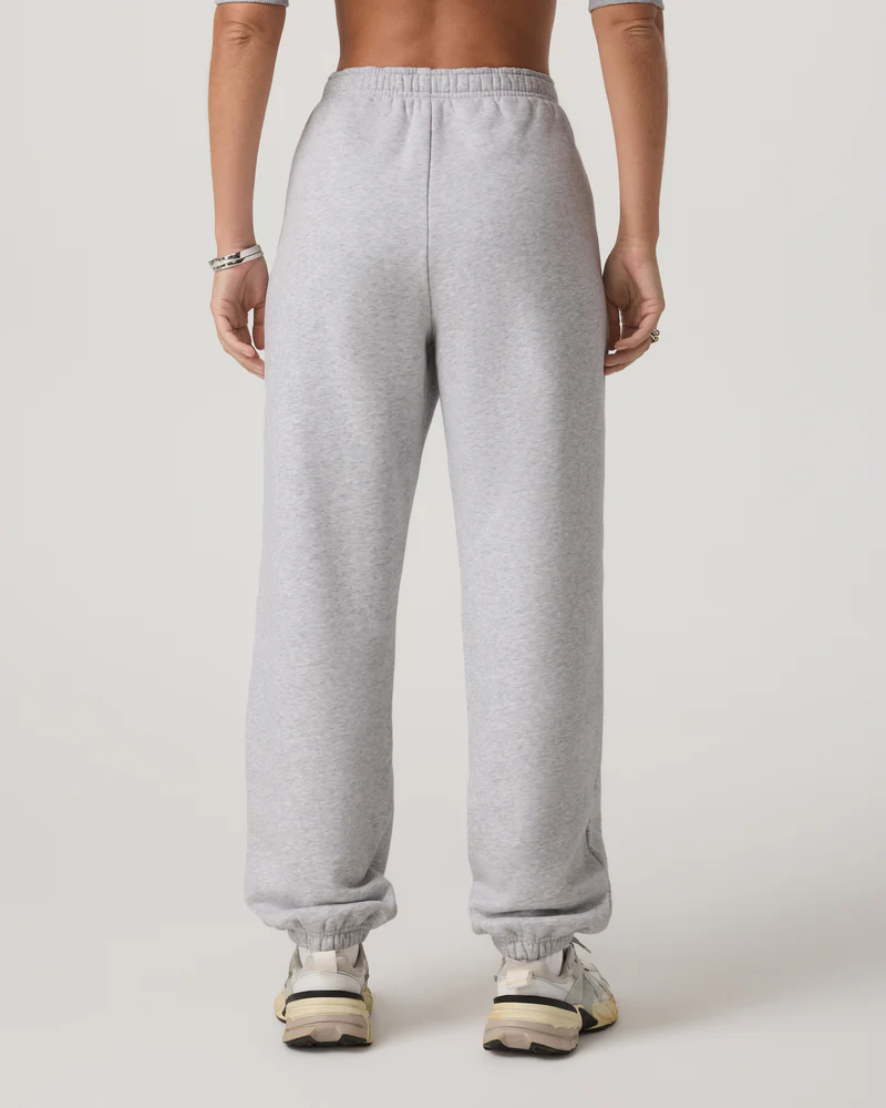 Vuori Vuori Women's Restore Classic Sweatpant