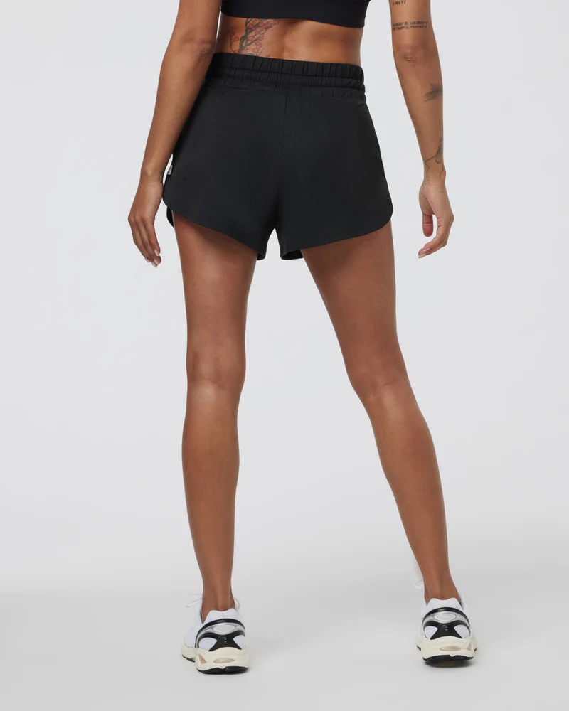Vuori Vuori Women's Halo Performance Short 2.0