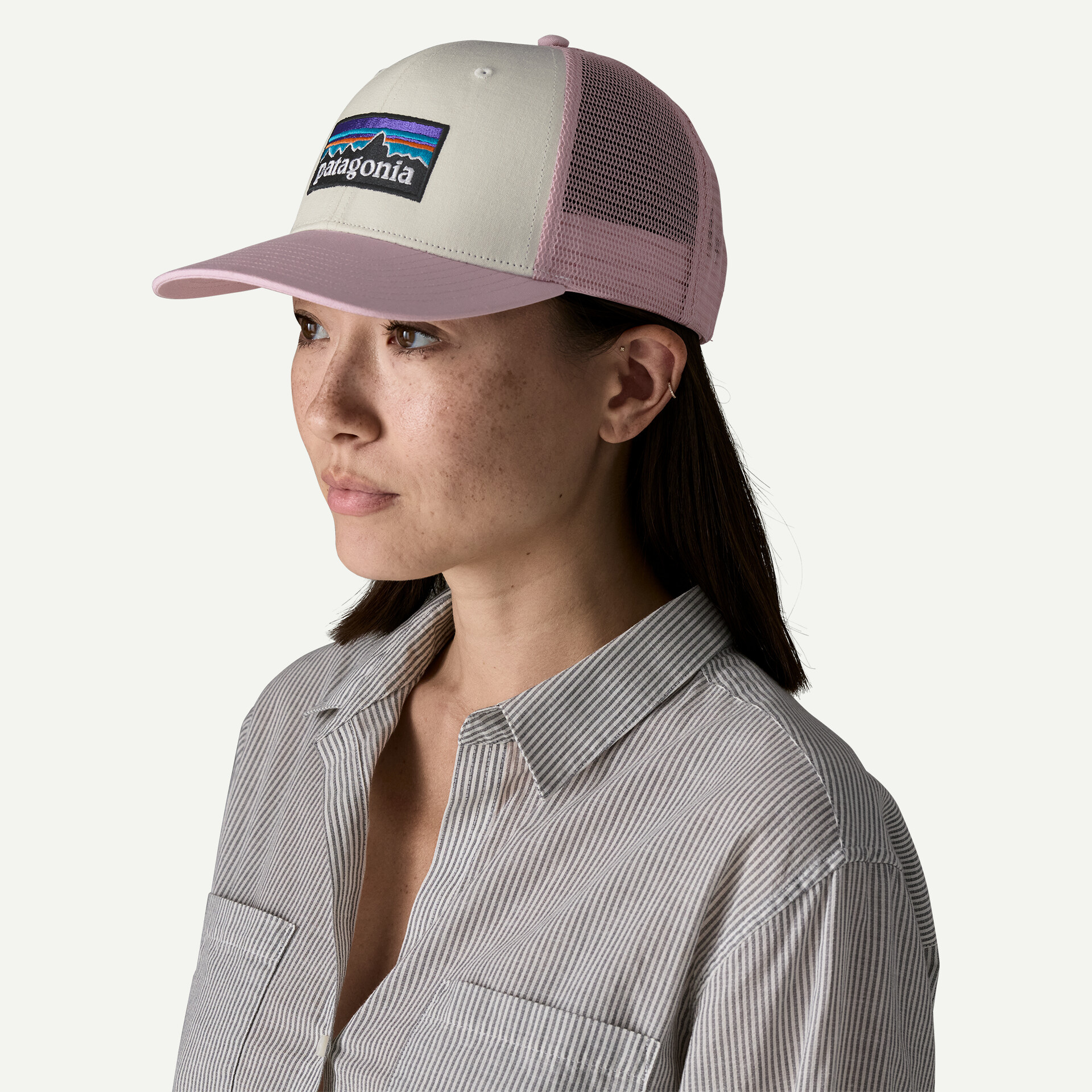 Patagonia Patagonia P-6 Logo Trucker Hat