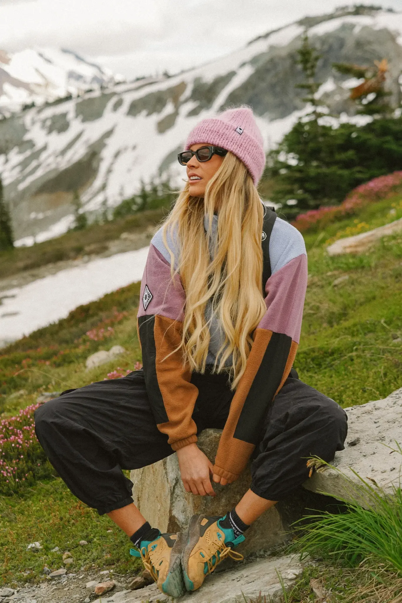 Notice The Reckless. Notice the Reckless Women's Vagabond Cropped Fleece