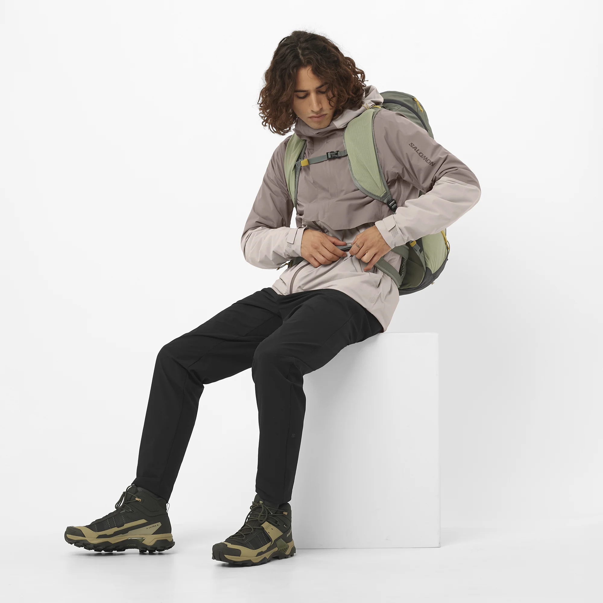 Salomon Salomon Men's X Ultra 5 Mid Gore-Tex Hiking Boot