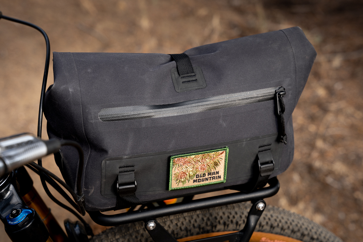 Old Man Mountain Old Man Mountain Juniper Trunk Bag