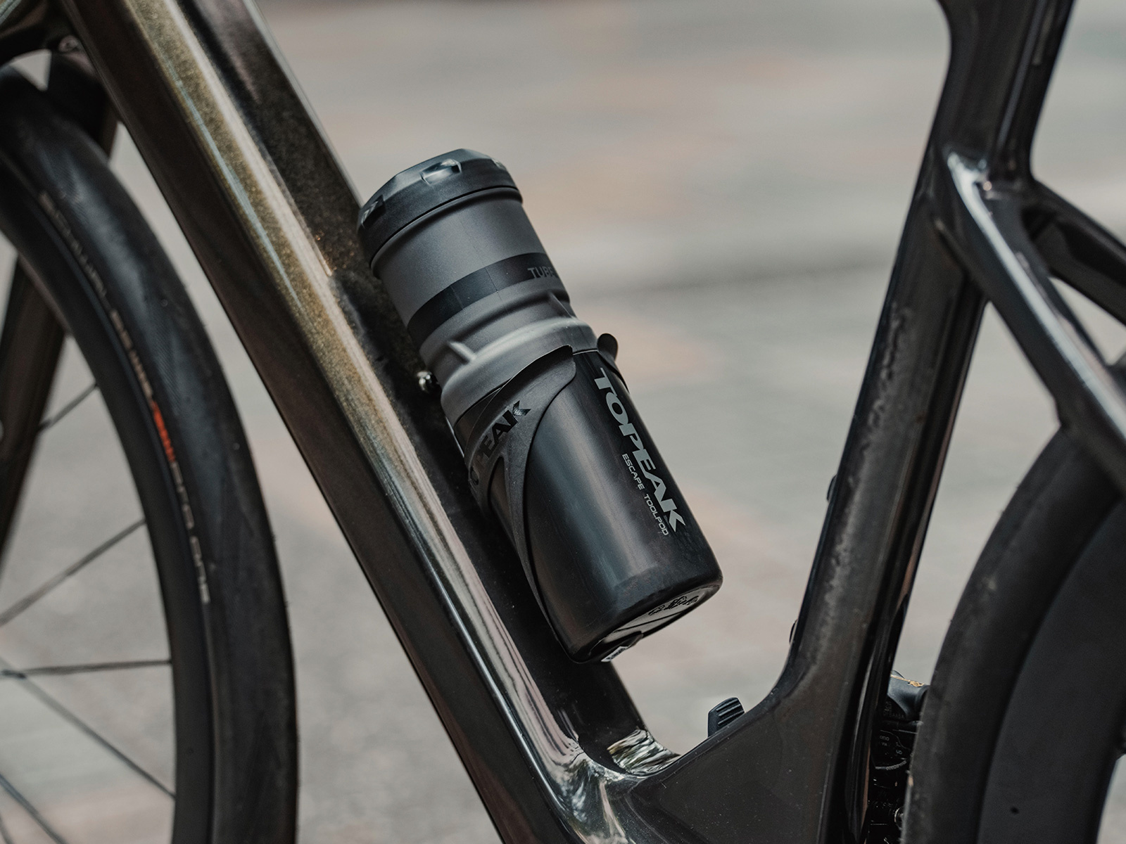 TOPEAK Topeak Escape Pod + W/Tube Cube