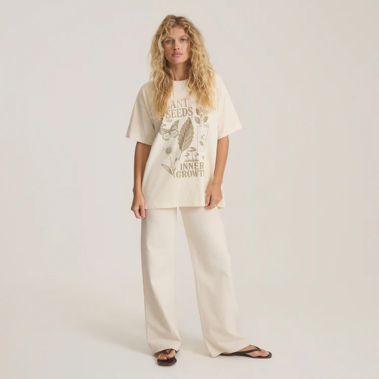 Roark Roark Women's Plant Seeds Oversized Tee