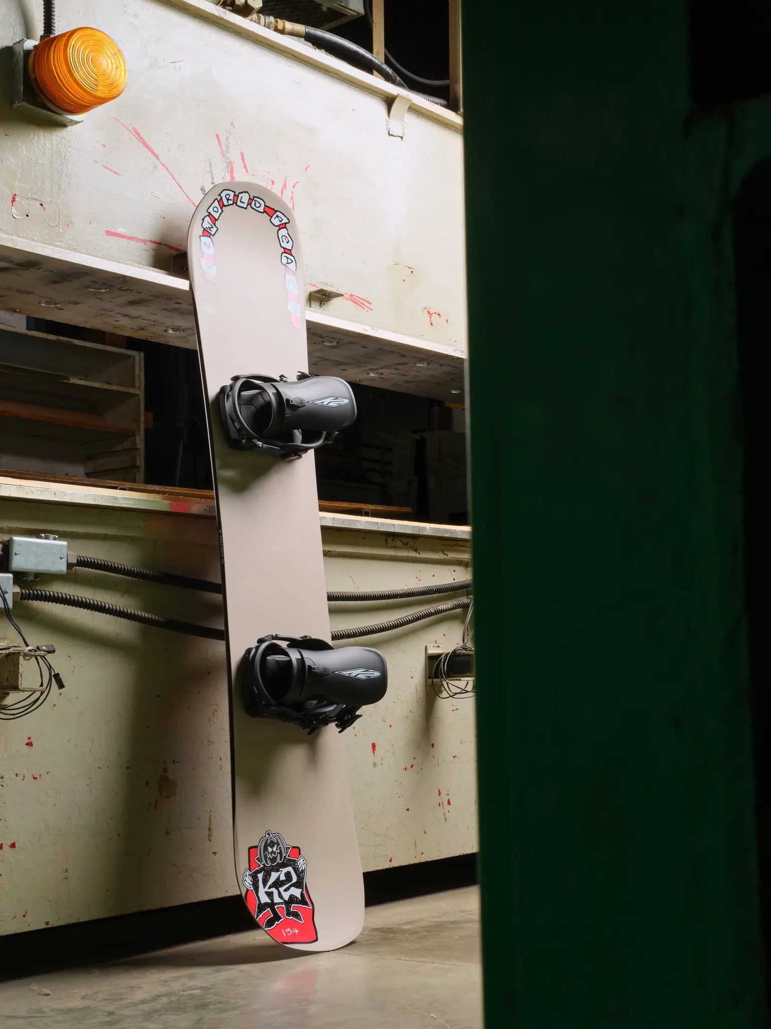 K2 Snowboard K2 Men's World Peace Snowboard