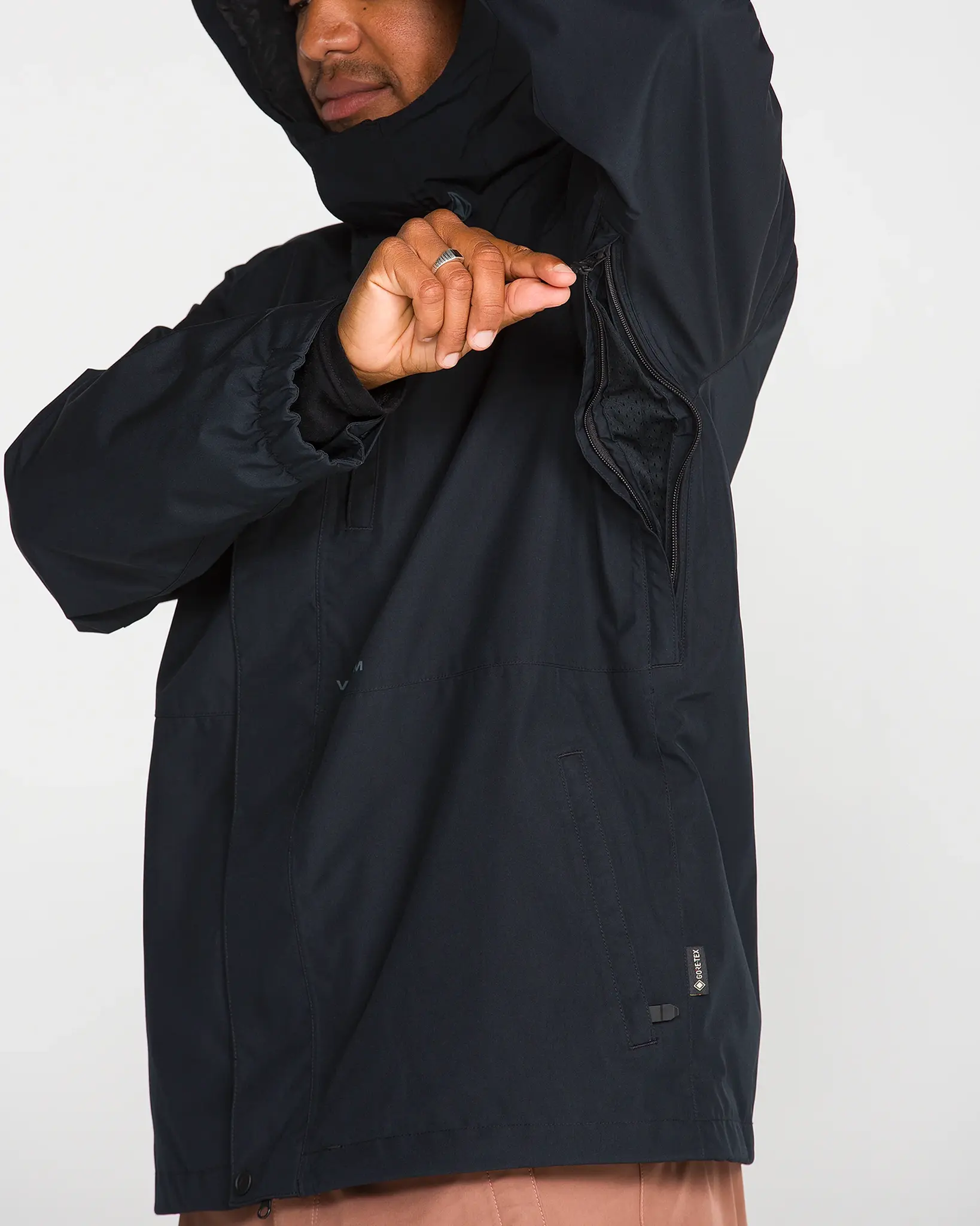 Volcom Volcom Men's DUA Insulated Gore-Tex Jacket