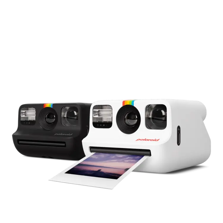 Polaroid Go Generation 2 Instant Camera Everything Box