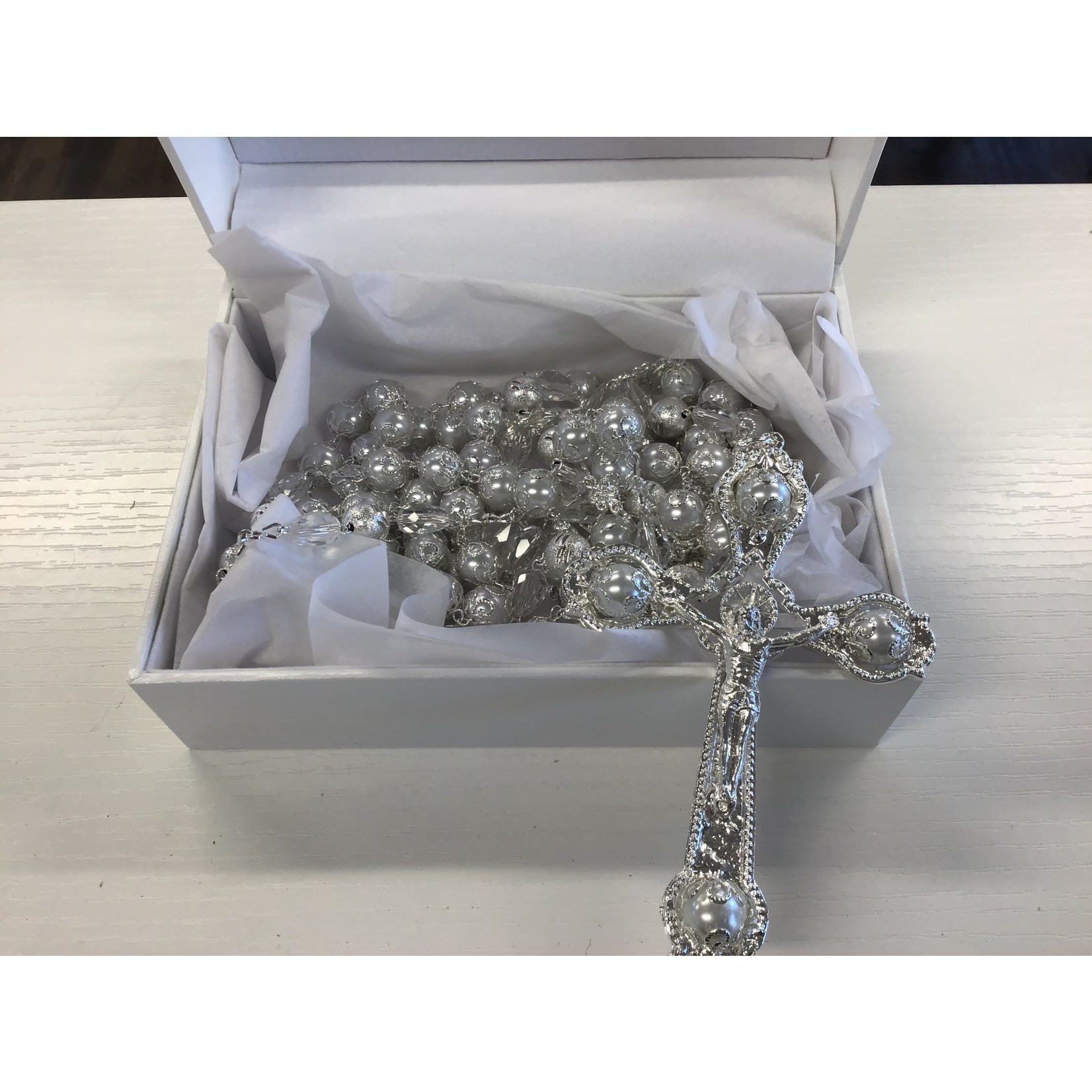pearl wedding lasso