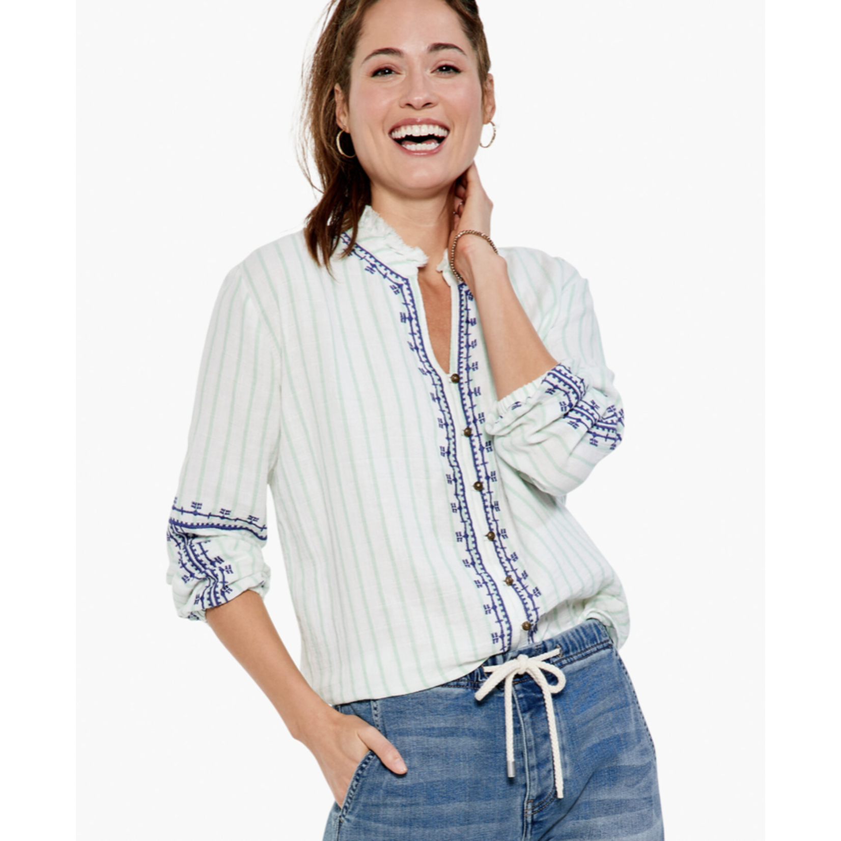Nic + Zoe Embroidered Terrace Top