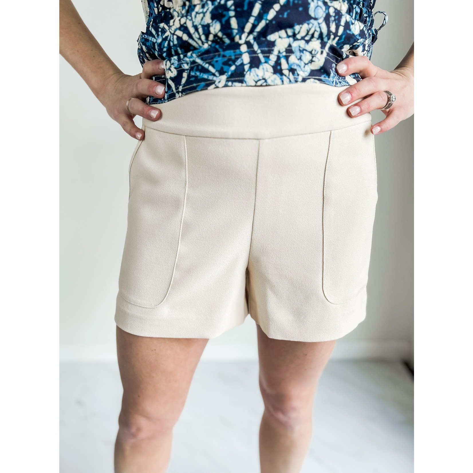 Marie Oliver Mia Short