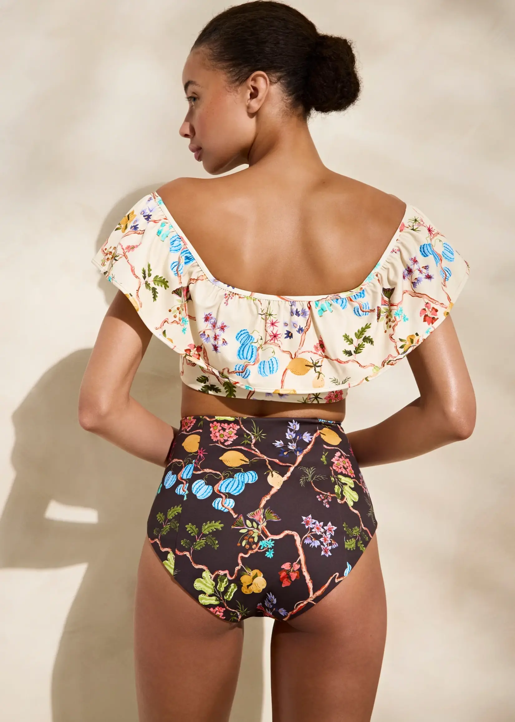 Marie Oliver Micha Bottom