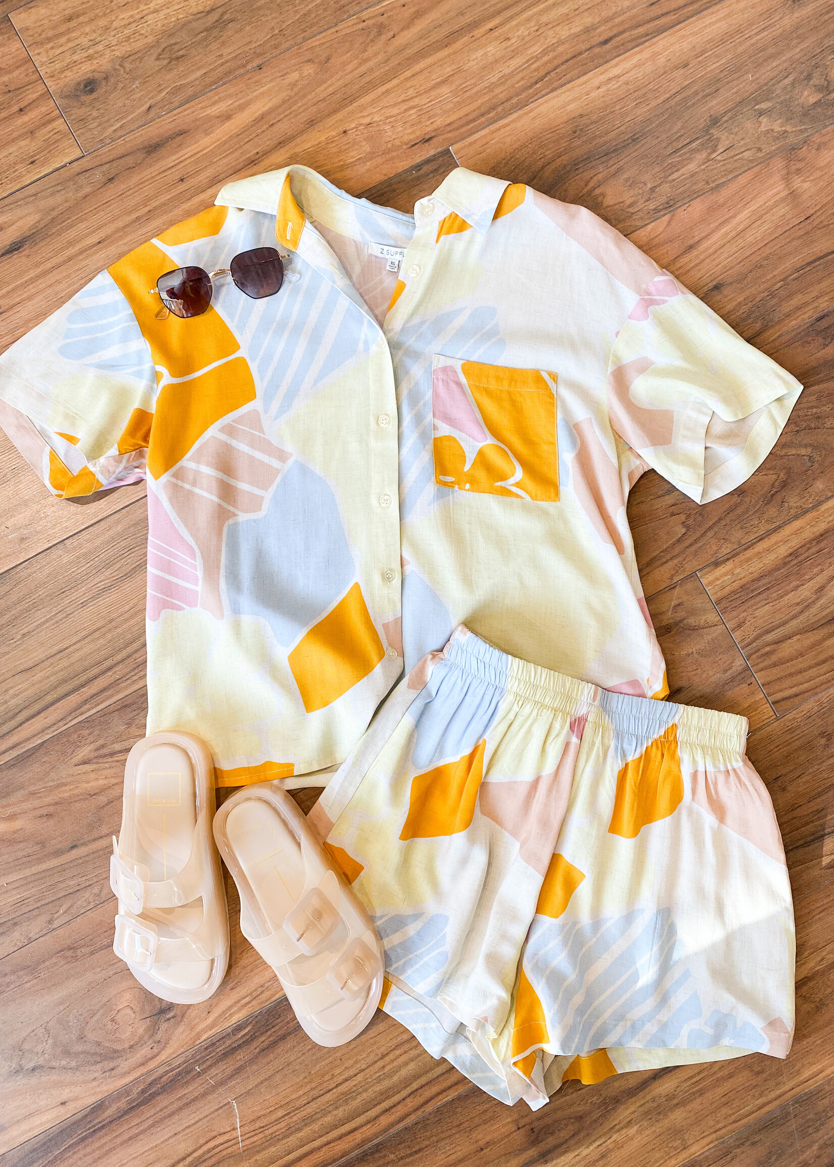 Z Supply Tinsley Riviera Linen Shirt
