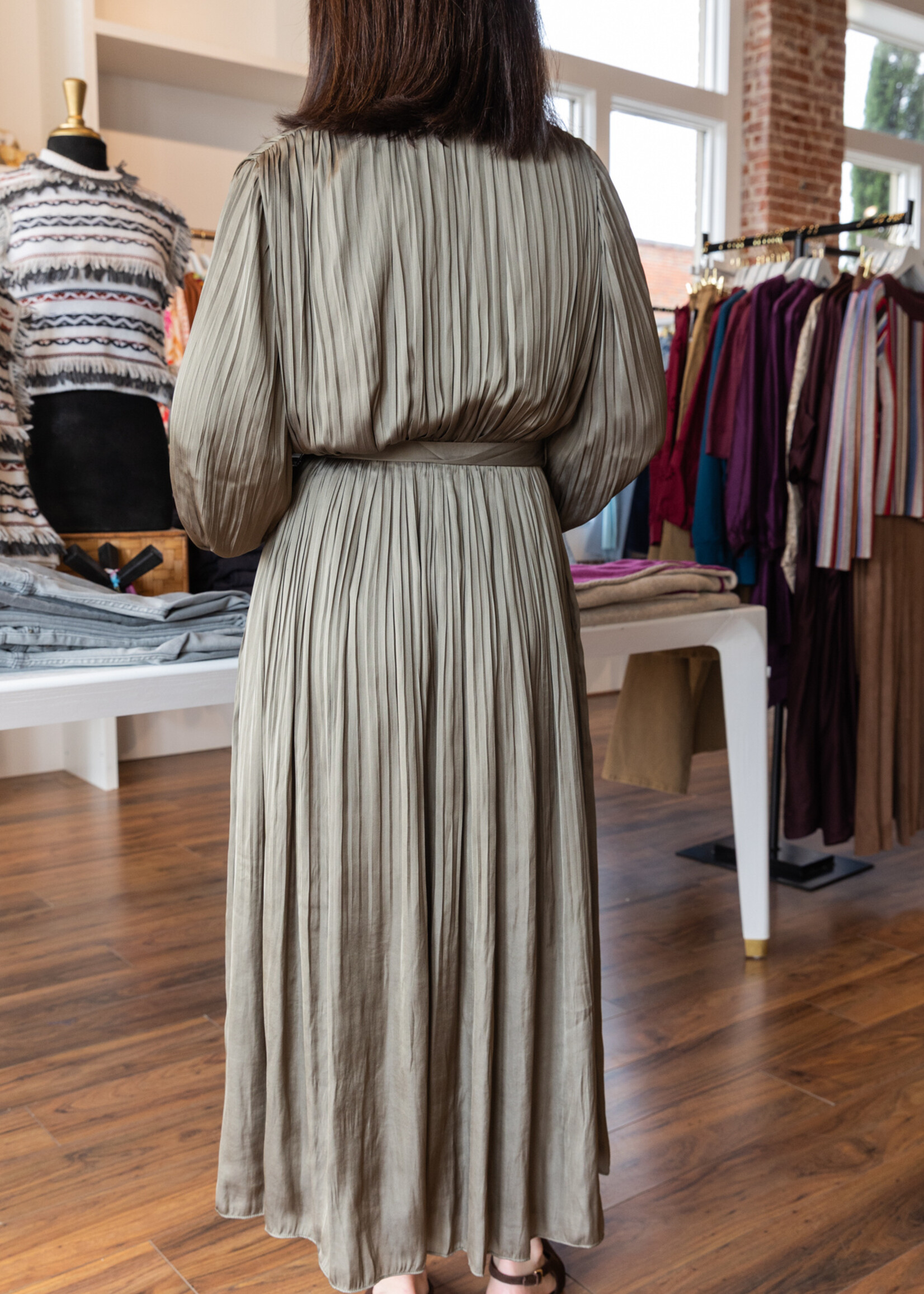 Current Air L/S Pleated Midi Dress