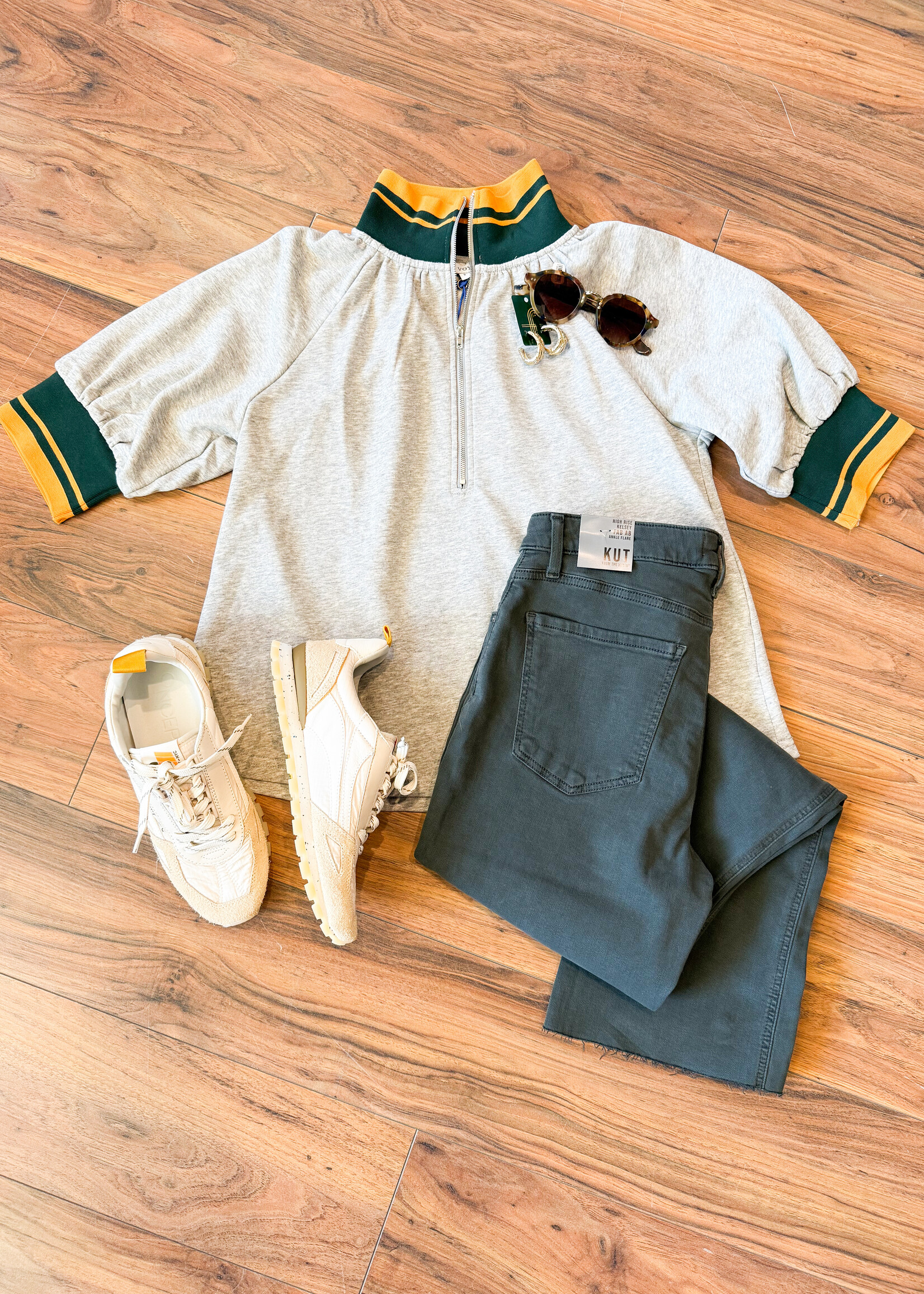 Voy Quarter Zip Striped Band Top