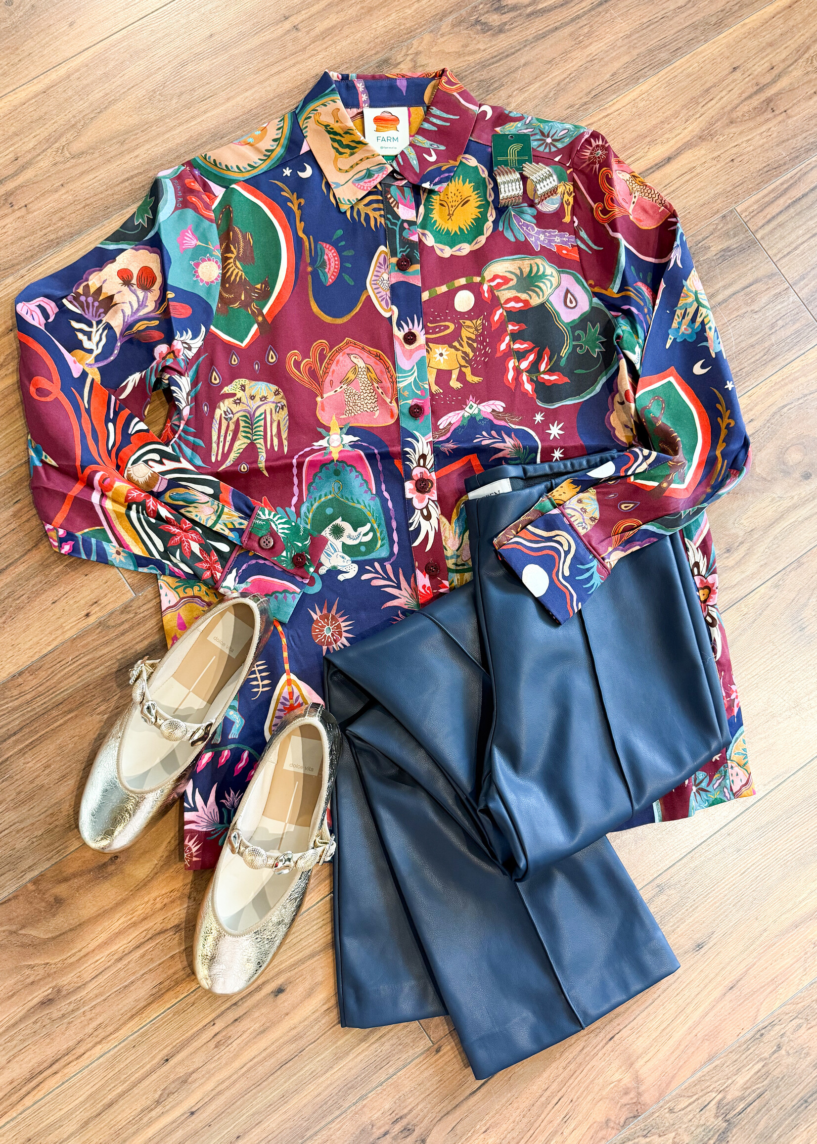 Farm Rio Artsy Surreal Land Shirt