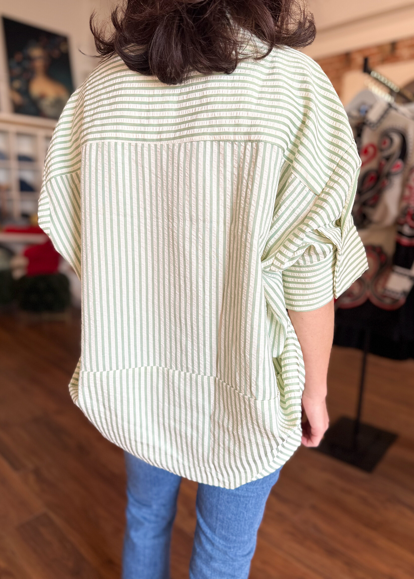 The Fashion Striped Seersucker V-Neck Top