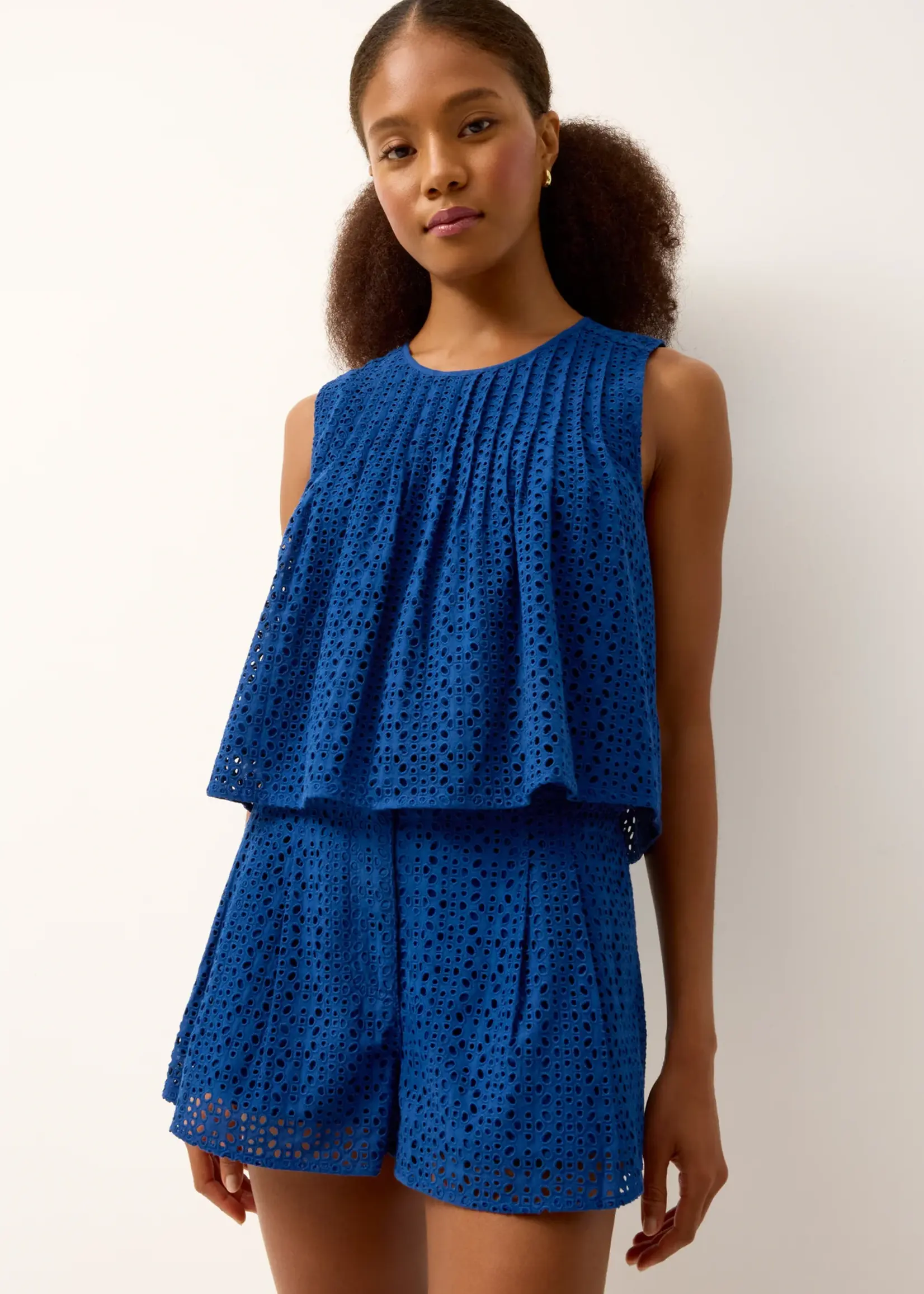 Marie Oliver Lander Short