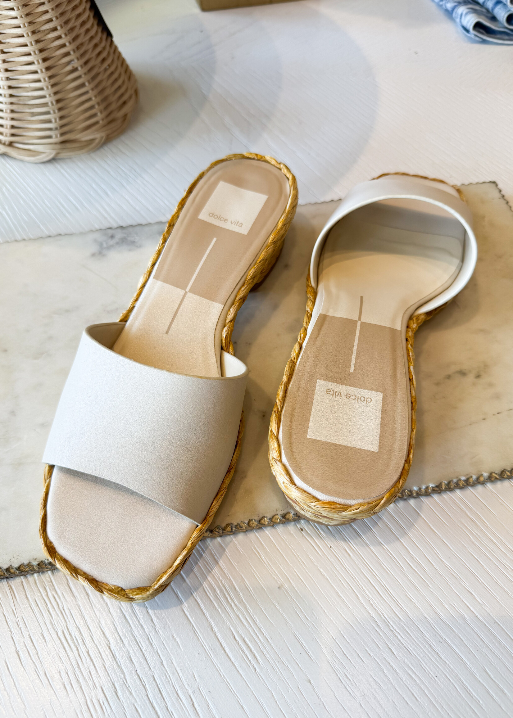 Dolce Vita Footwear, Inc. Dixi