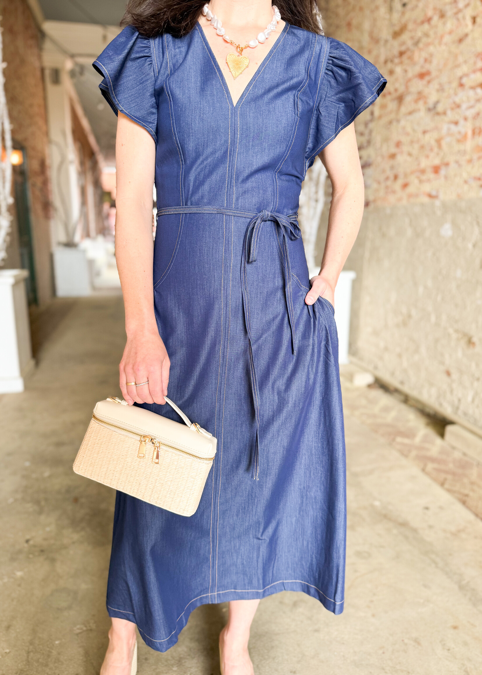 Current Air Flutter Sleeve Midi W/Tie Waist