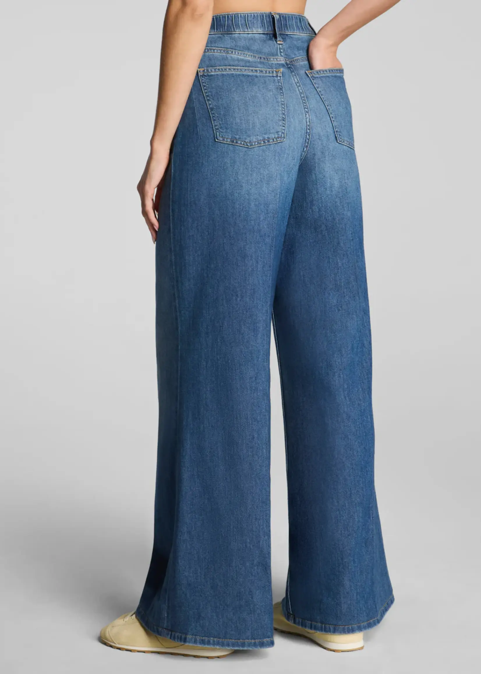 Spanx Supersmooth Wide Leg Jeans